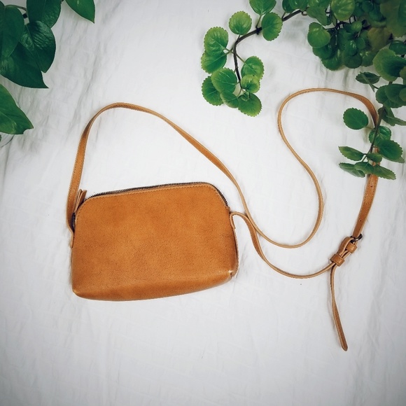 Universal Thread Handbags - Universal Thread Purse
